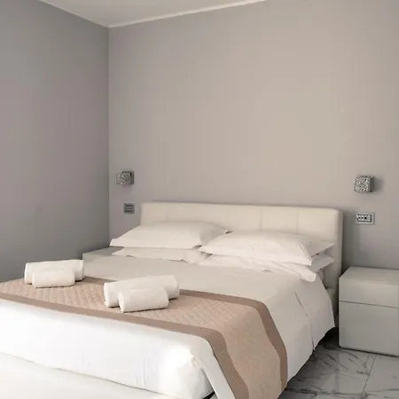 Adige -m3 Apartment *